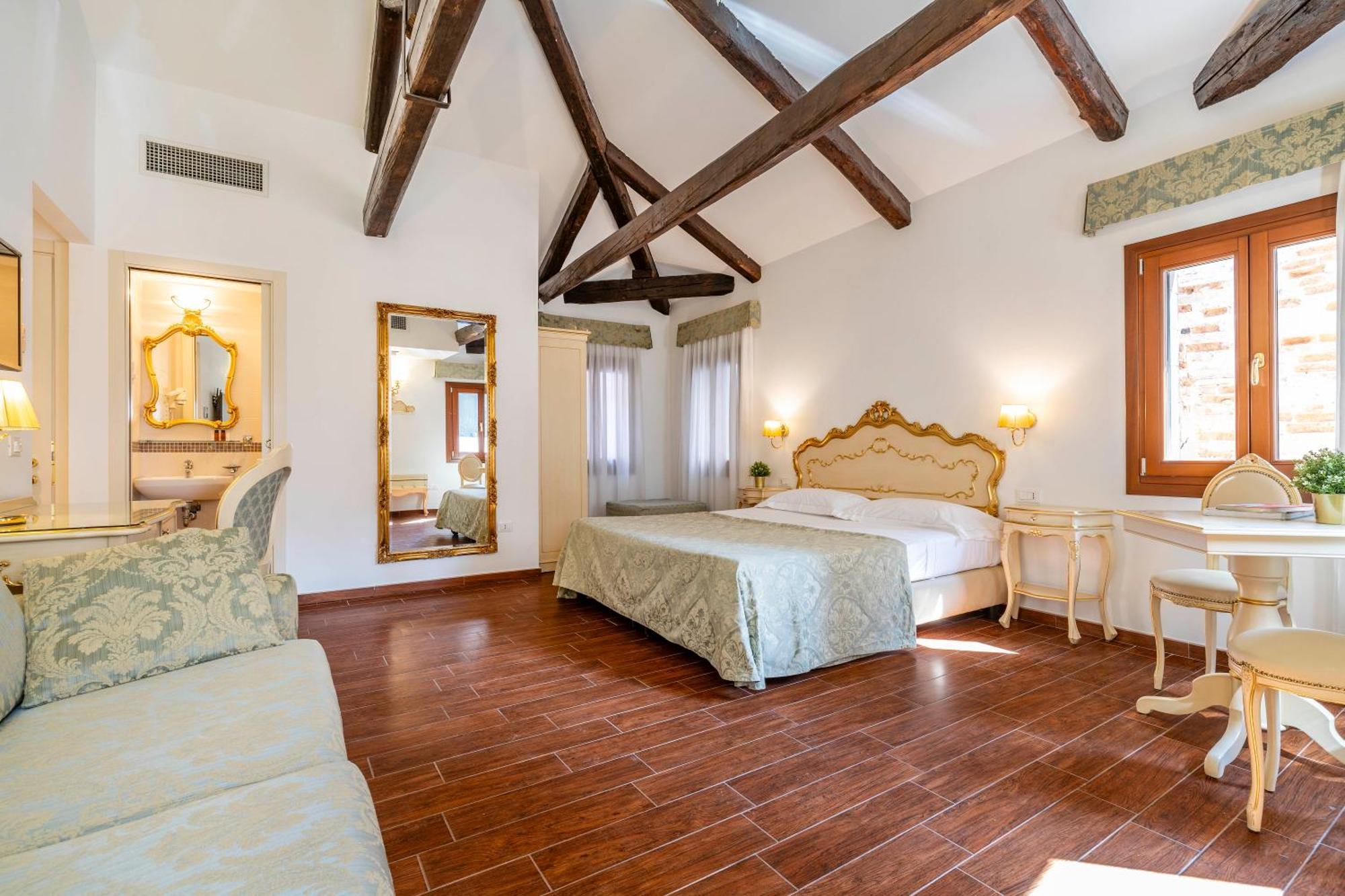 Отель Casa Marsilli Венеция Экстерьер фото